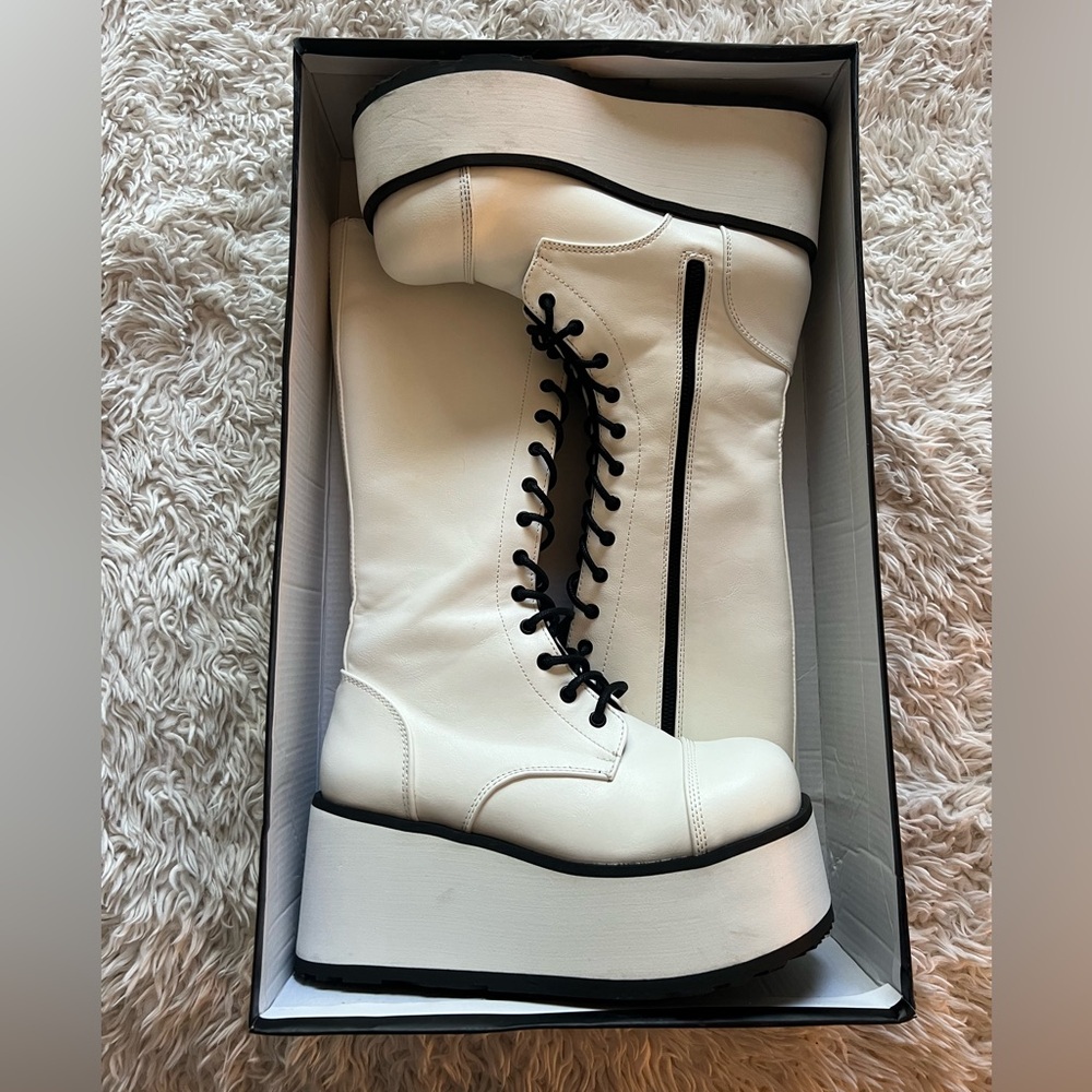 Demonia Trashville White Leather Boot